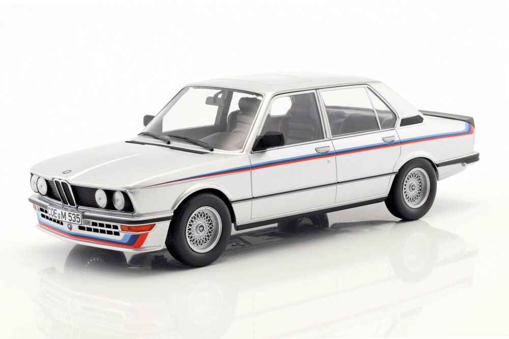 BMW M535i E12 Baujahr 1980 silber metallic 1:18 Norev