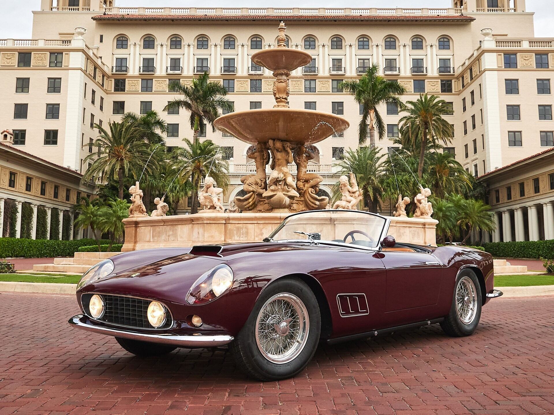 Ferrari 250 GT LWB California Spider by Scaglietti