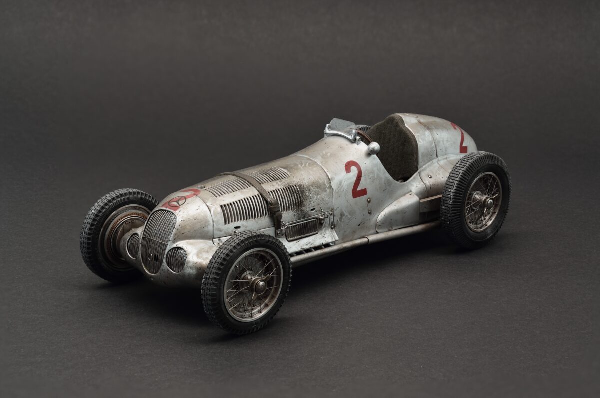 CMC Mercedes-Benz W125 - Handpatiniert - Limitiert nur 25 Stück