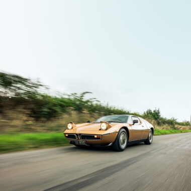 Maserati Bora auf der Straße