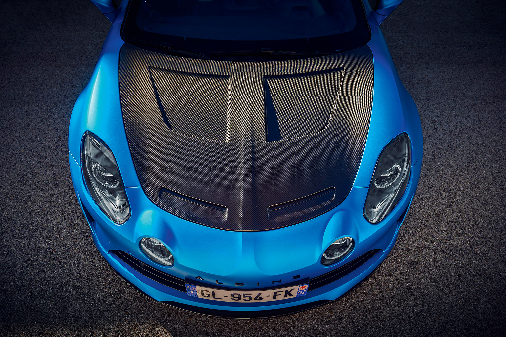 Blick in den Motorraum der Alpine A110