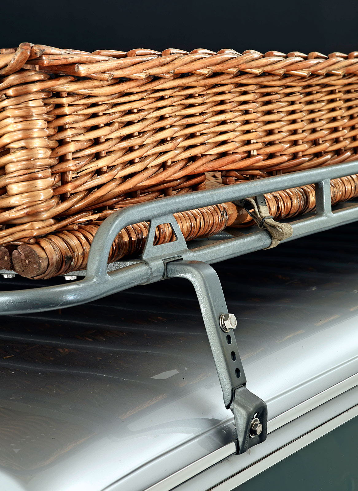Detailbild des Dachgepräckträgers des Fiat Familiare