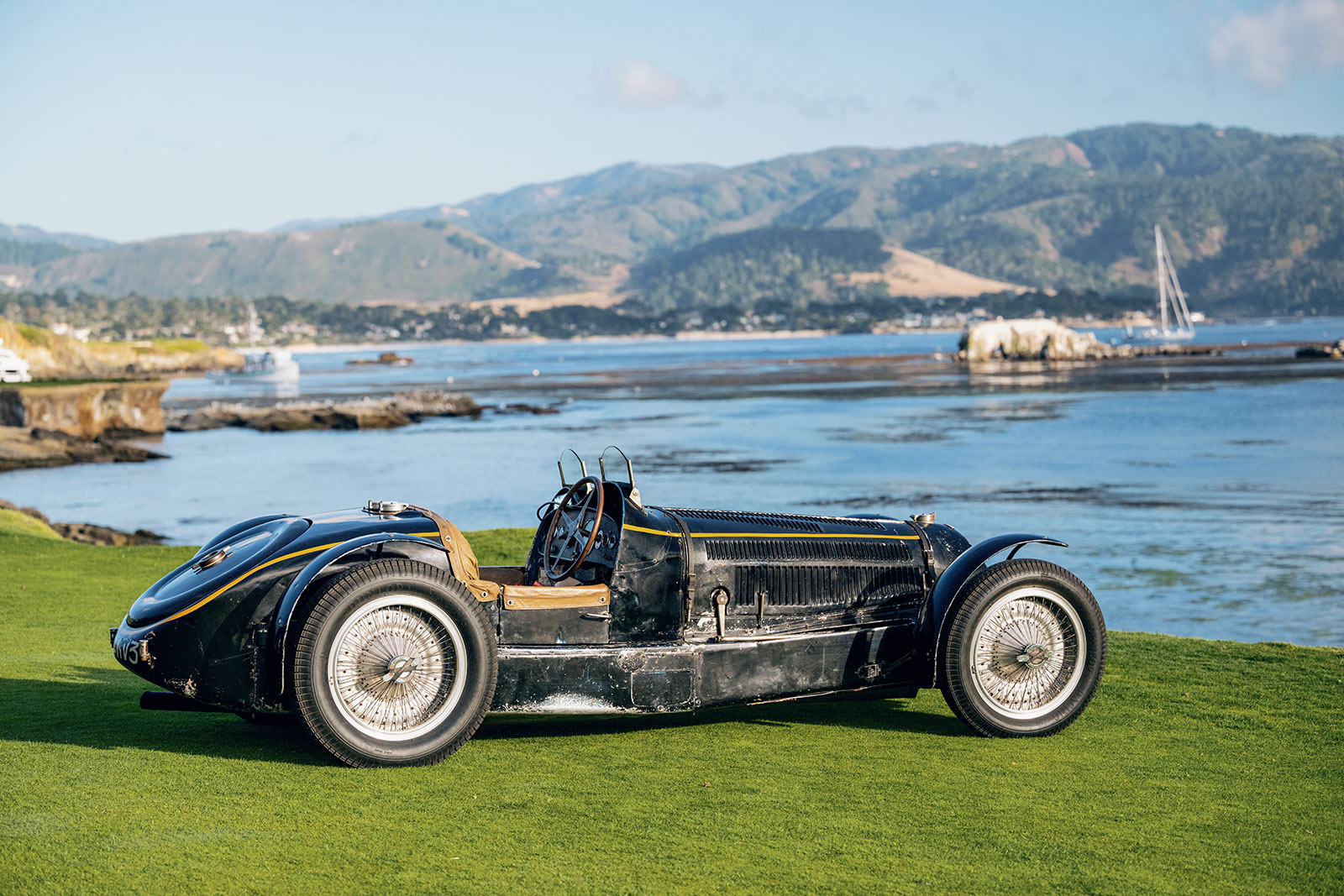 Bugatti Typ 59 mit originaler Patina im Profil aufgenommen
