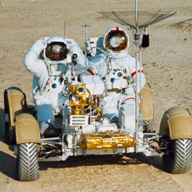 Der Lunar Rover auf dem Mond