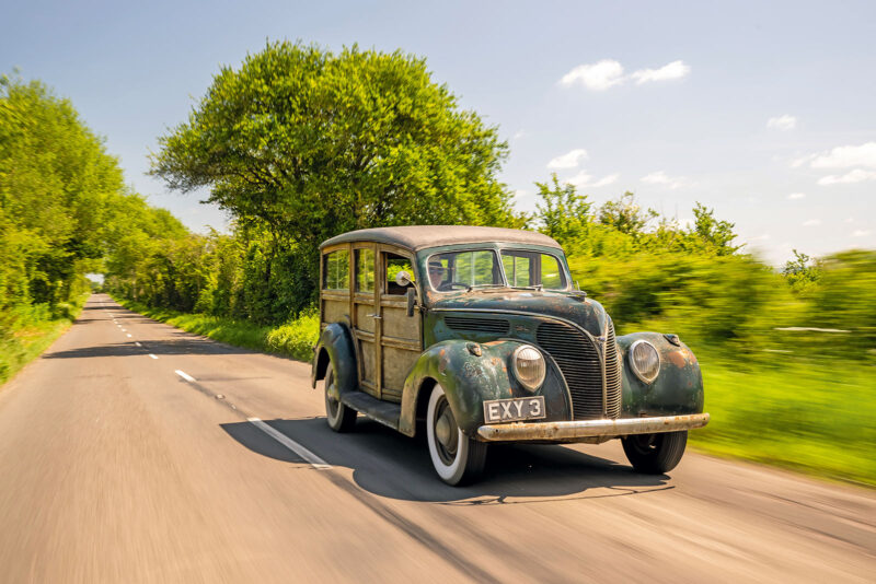 Frontansicht des Ford V8 Deluxe Station Wagon aus den 1930er-Jahren