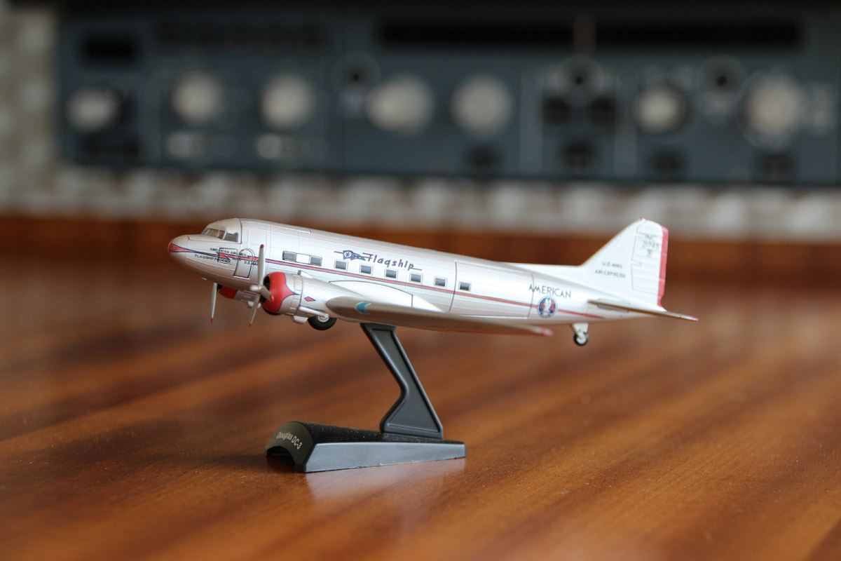 Modell einer DC3 "Rosinenbomber"