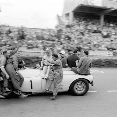 Le Mans, 1953: Cunningham C4-R mit Teamchef Briggs Cunningham am Steuer