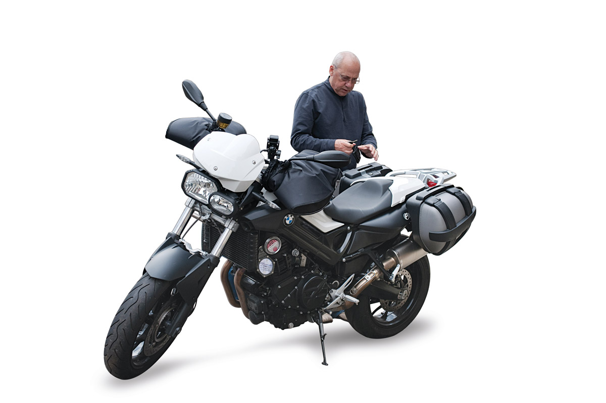 Mark Knopfler mit seiner BMW F800R