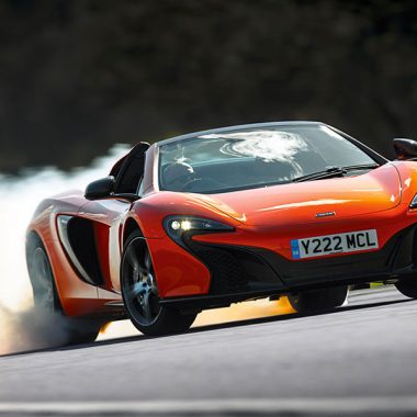 McLaren 650S Spider bei voller Fahrt