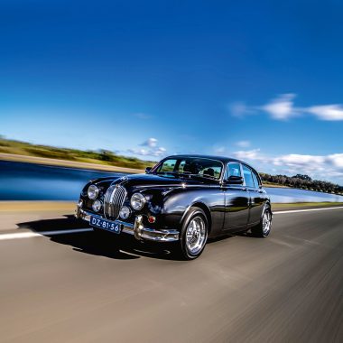 #45, Beacham, Jaguar Mk II, V8-Motor