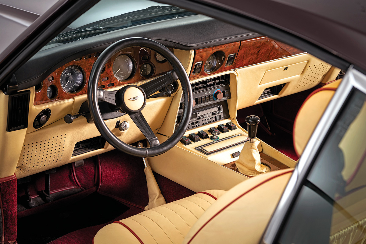 Octane Magazin Aston Martin V8 Astons 75 Edit