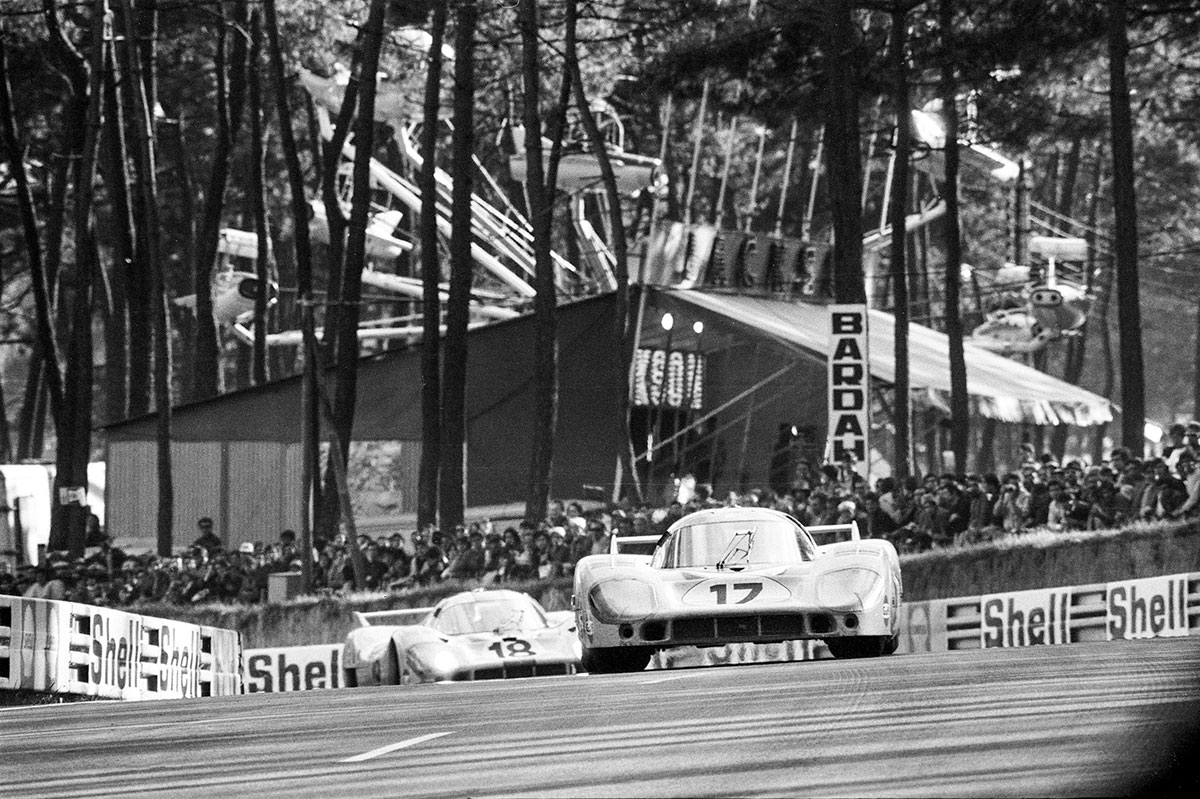 Octane Magazin DerekBellBook 1971 Le Mans HNE 1365