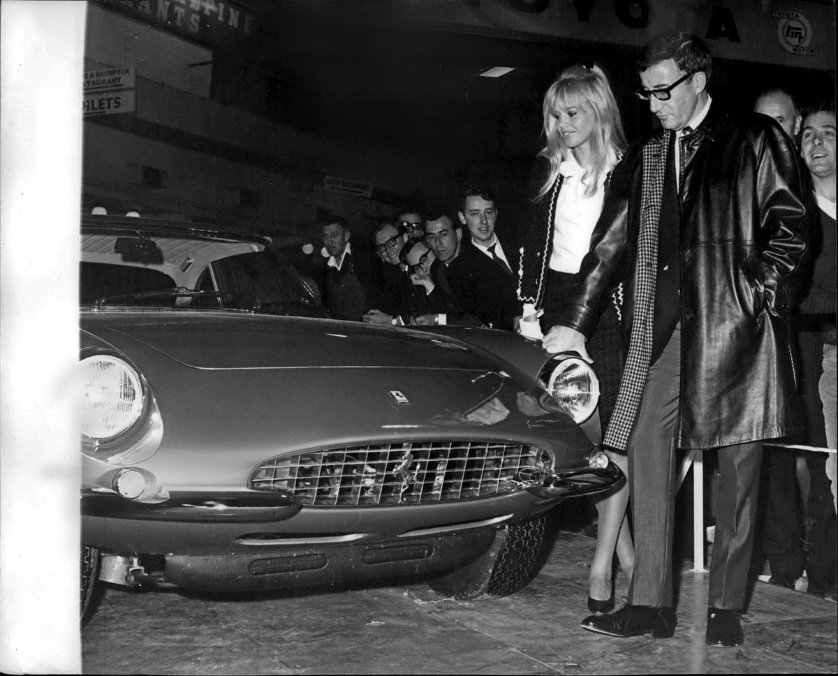 #34, Ferrari, 500 Superfast, Britt Ekland