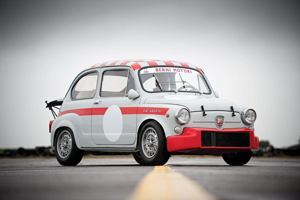 Fiat 600 Abarth stehend