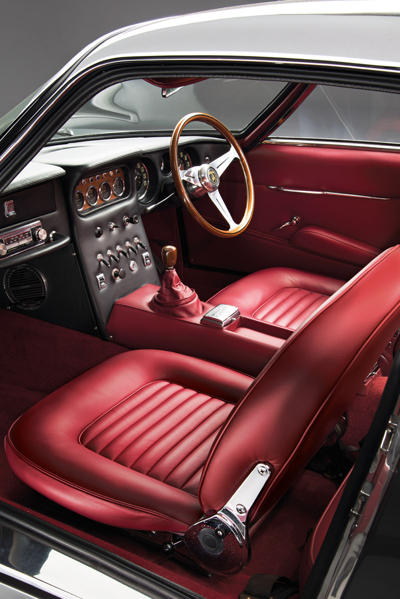 Cockpit des Lamborgini 350 GT