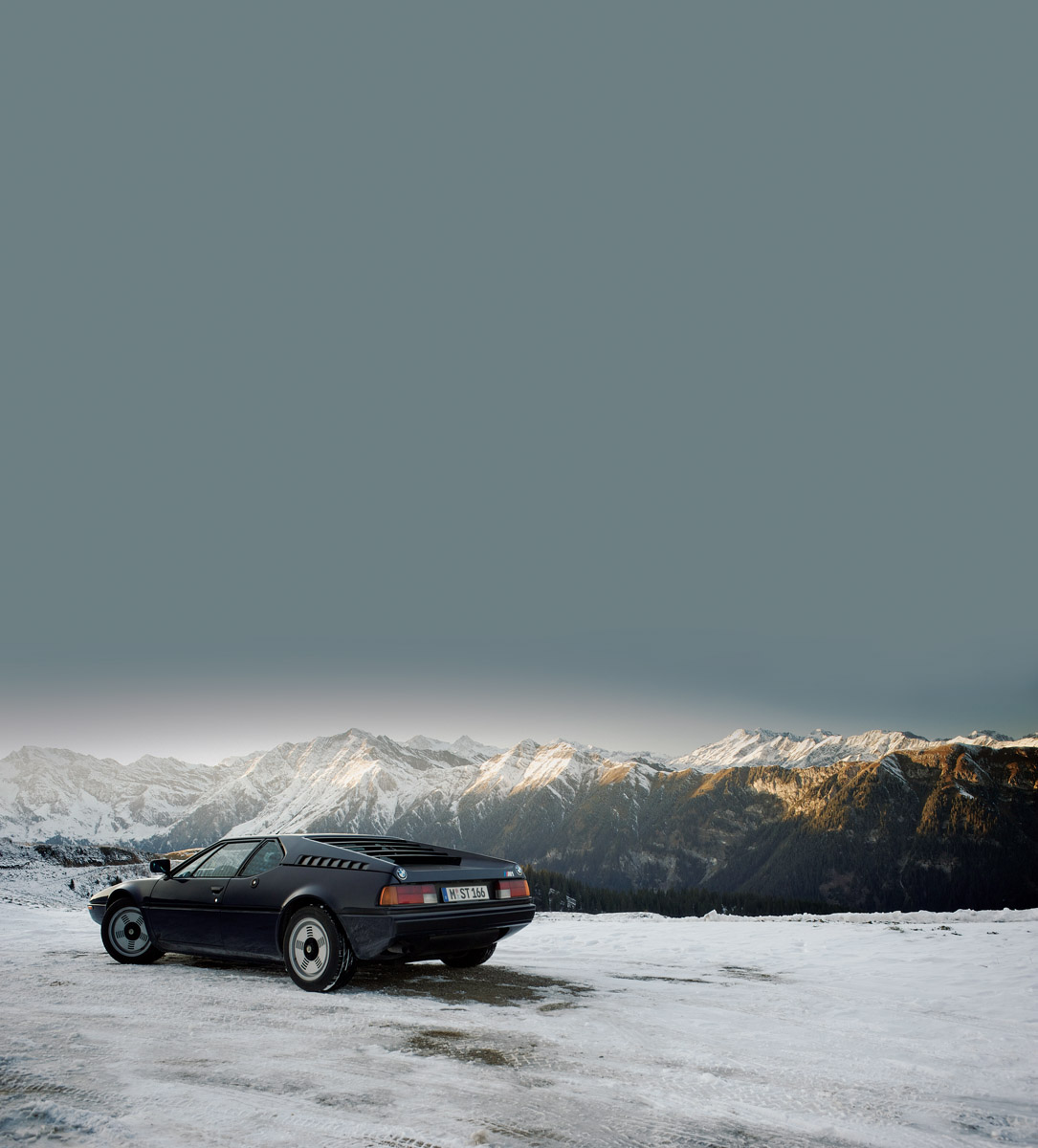 BMW M1 vor Alpenpanorama