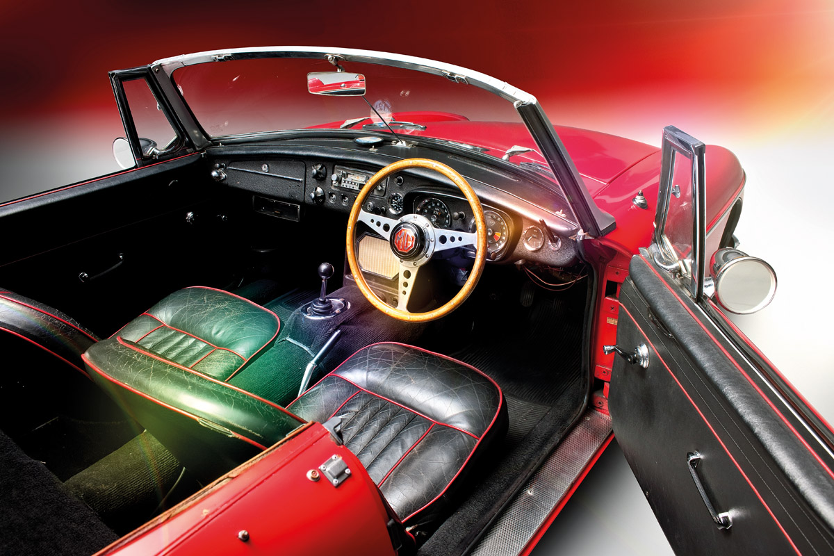 Cockpit des MGB