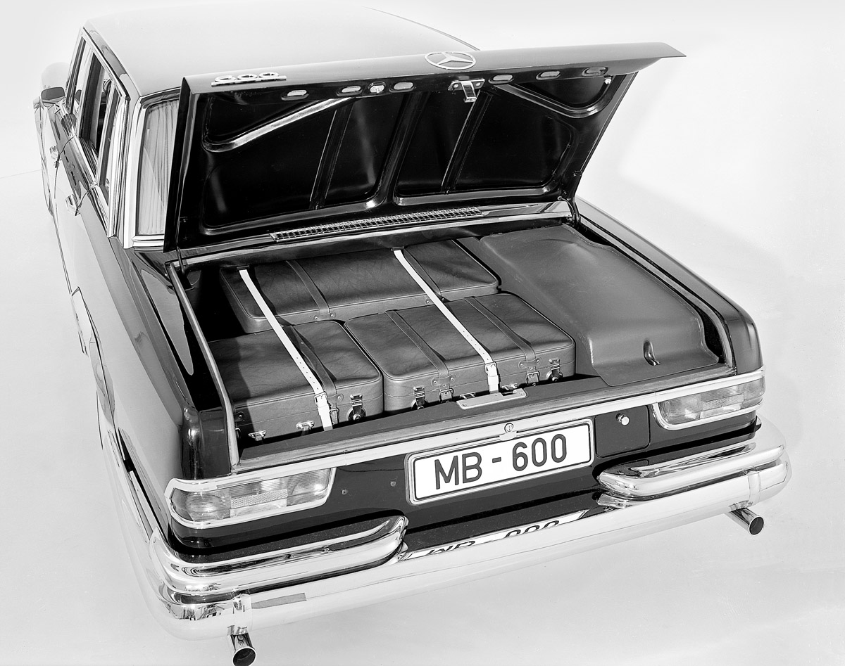 Kofferraum des Mercedes-Benz 600