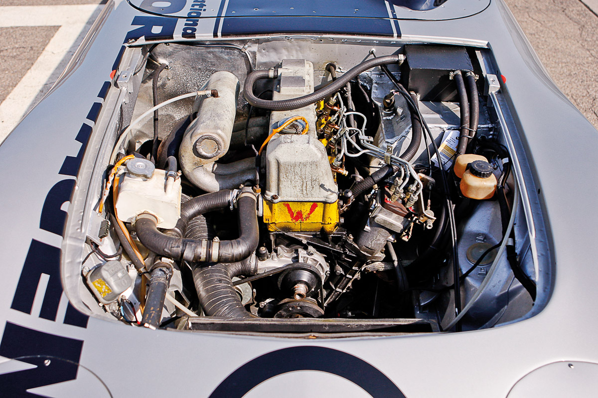Dieselmotor des Opel GT Rekordwagens