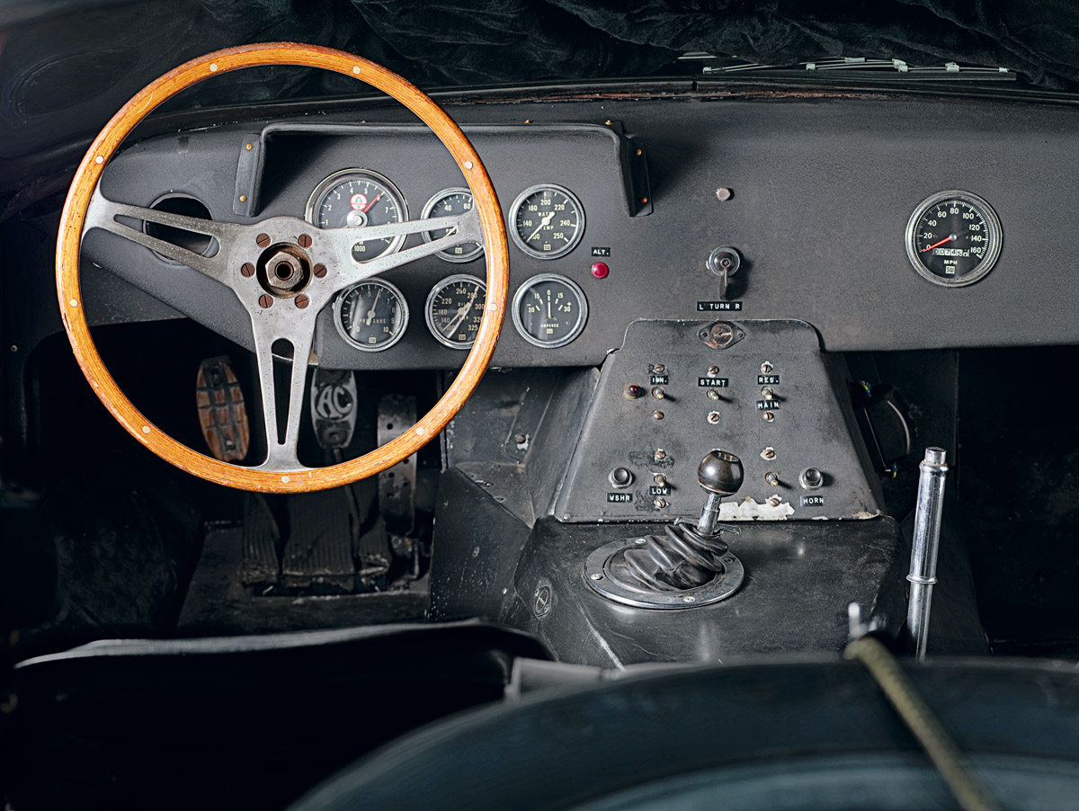 Cockpit des Shelby Cobra Daytona Coupés