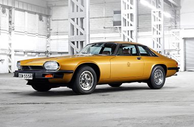 Jaguar XJ-S stehend