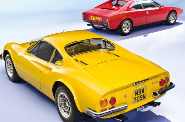 Ferrari Dino 246 GT und Dino 308 GT4 stehend